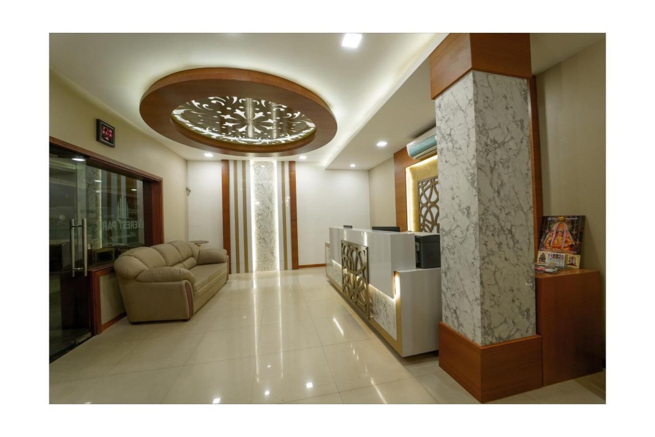 Everestparkresidency Otel Tiruchirappalli Dış mekan fotoğraf