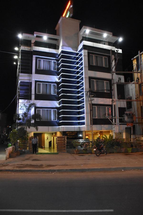 Everestparkresidency Otel Tiruchirappalli Dış mekan fotoğraf
