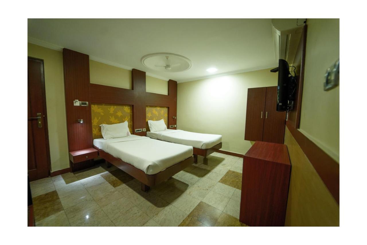 Everestparkresidency Otel Tiruchirappalli Dış mekan fotoğraf