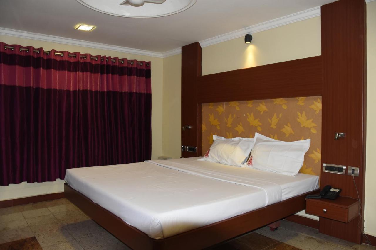 Everestparkresidency Otel Tiruchirappalli Dış mekan fotoğraf