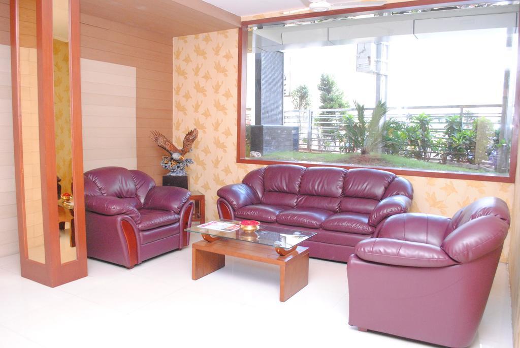 Everestparkresidency Otel Tiruchirappalli Dış mekan fotoğraf
