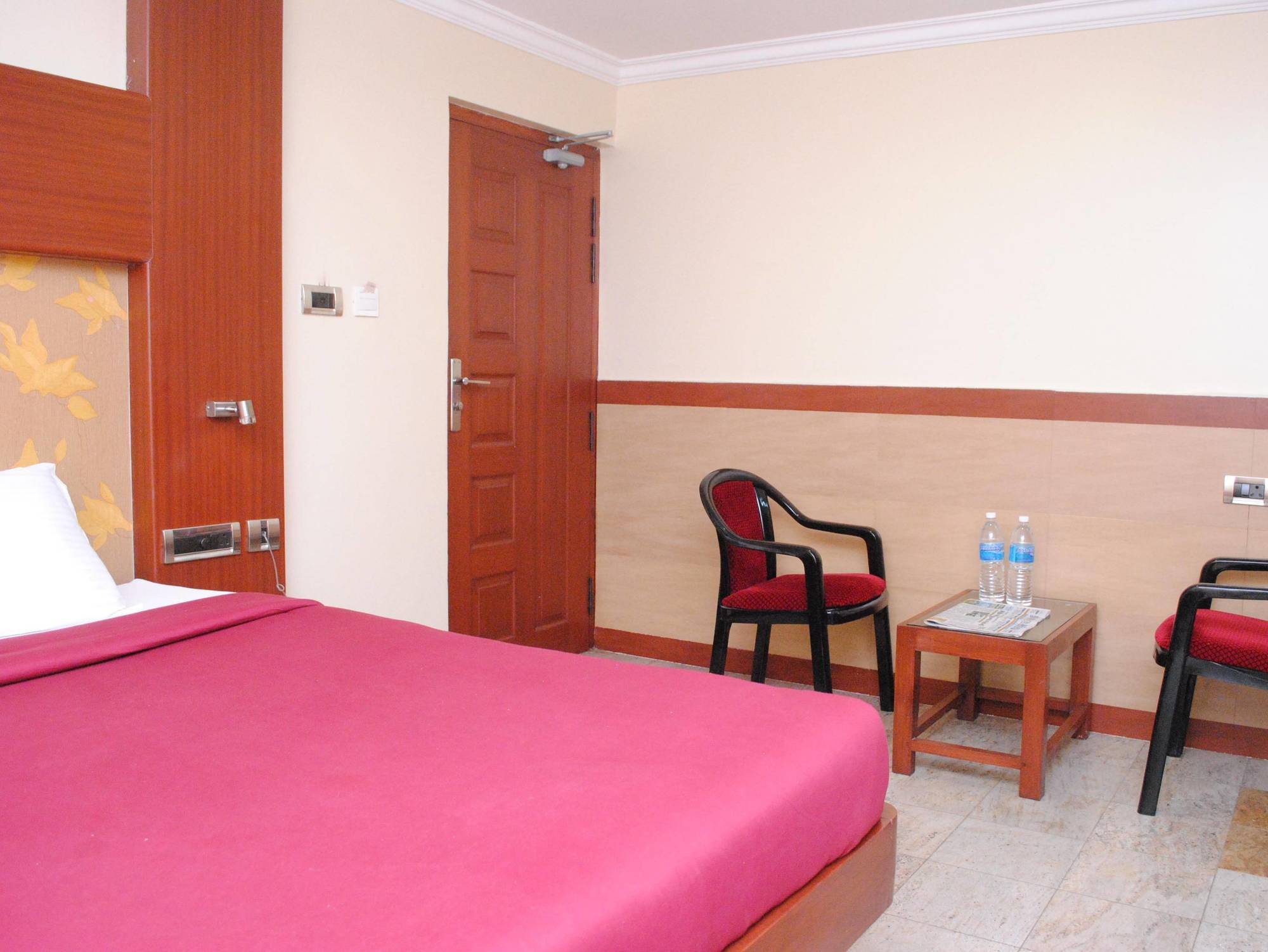 Everestparkresidency Otel Tiruchirappalli Dış mekan fotoğraf